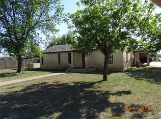 150 NW Avenue G, Hamlin, TX 79520