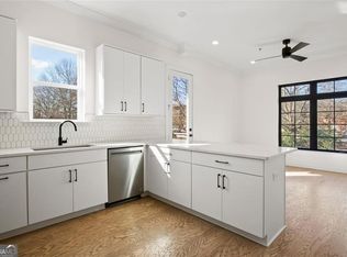 417 E College Ave #201, Decatur, GA 30030