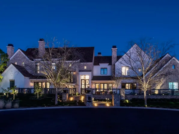 4521 N Royal Palm Circle, Phoenix, AZ 85018