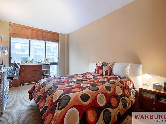 4th image of 343 E 74th St APT 8J