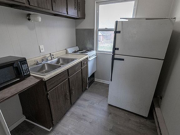 5th image of 1491 N Dawn Dr #B