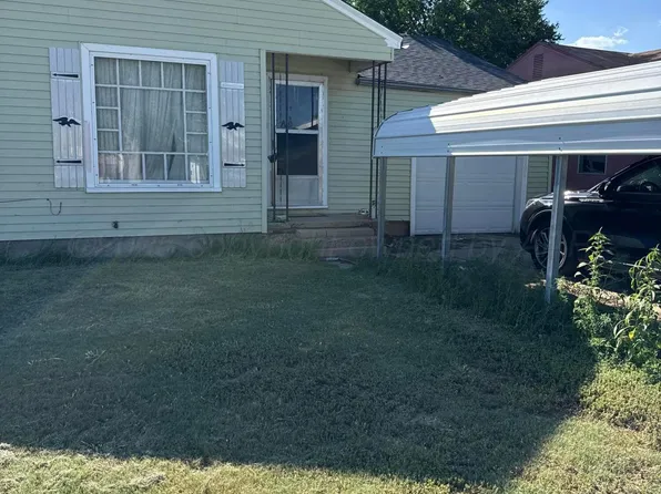 808 Avenue P, Sunray, TX 79086