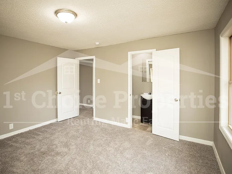 6051 Willow Cir — Photo 16