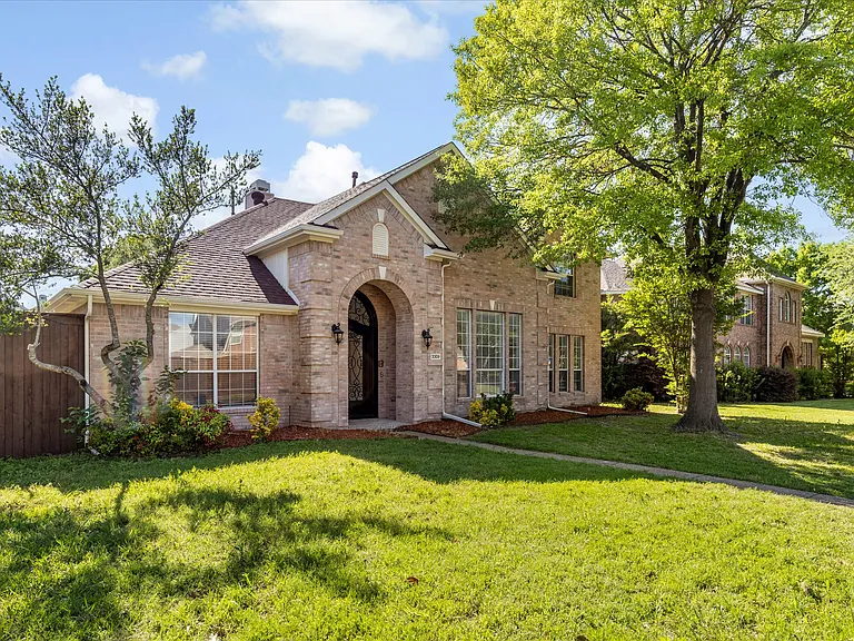 3309 Grantham Dr — Photo 29