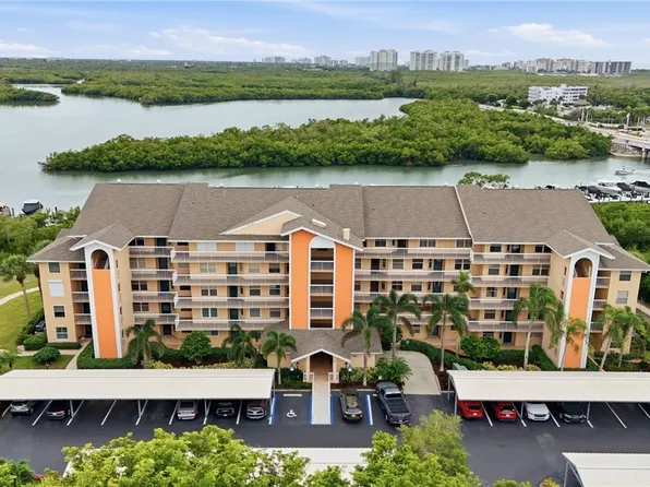 300 Horse Creek Dr Penthouse 504, Naples, FL 34110