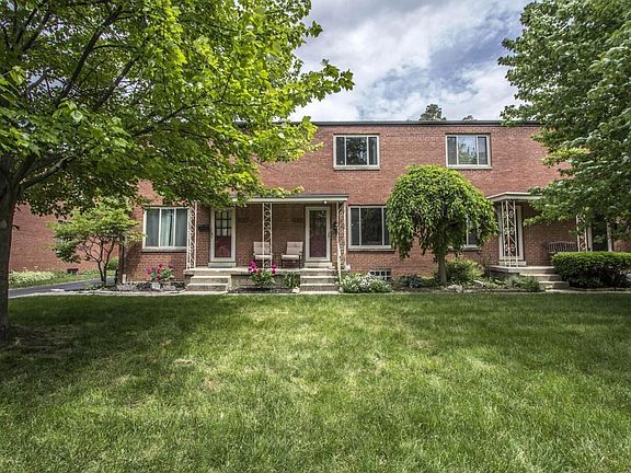 2022 Harwitch Exterior