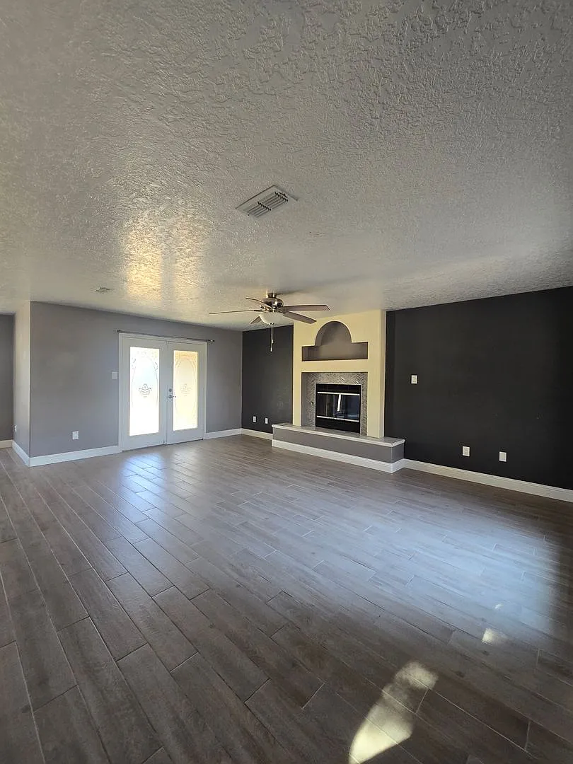 231 Olive Dr Clovis NM — Photo 2