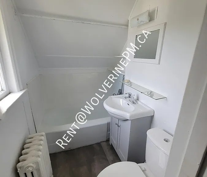 196 Forbes St #4 — Photo 5