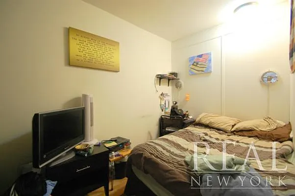 Rented by REAL New York | media 41