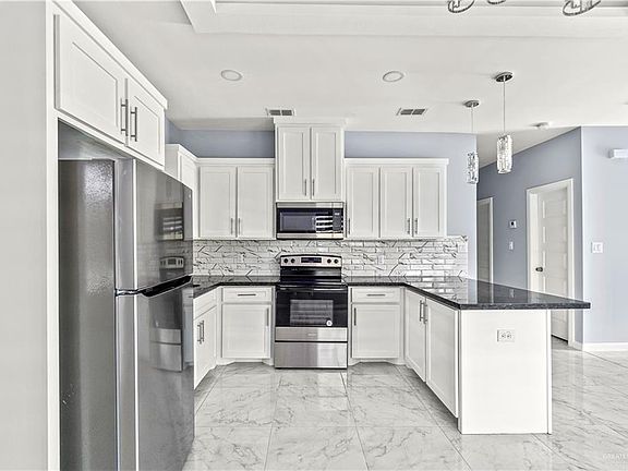 4th image of 3506 S Dominique St