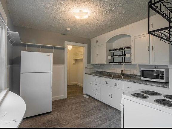 5th image of 2307 N Ball Ave