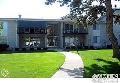 Kennedy Circle, 8369.jpg