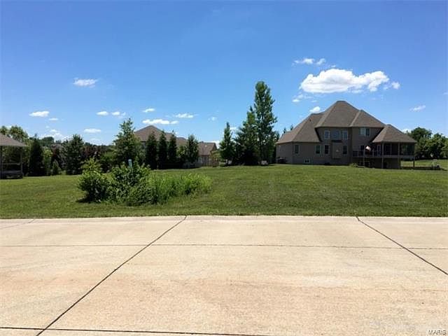 1st image of 2338 English Crest Dr