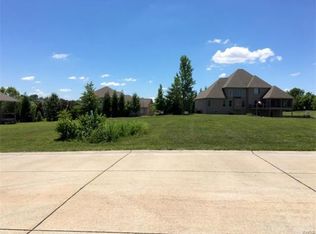 2338 English Crest Dr, Washington, MO 63090