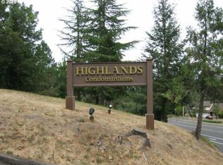 123 Treehill Loop, Eugene, OR 97405