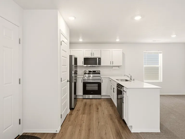 2686 N Broadwing Ln — Photo 4