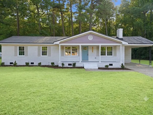 9264 Tar River Church Rd, Elm City, NC 27822