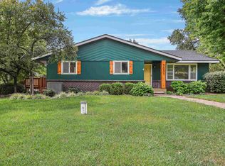 3031 Sunnyside Dr, Manhattan, KS 66502