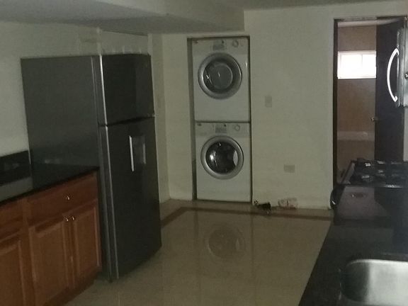 2nd image of 6230 N Francisco Ave