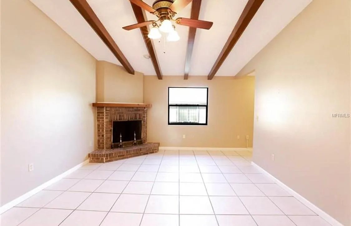 733 Mikasuki Dr — Photo 2