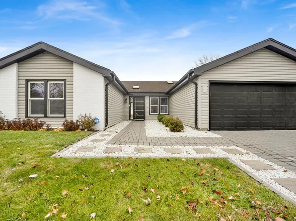 1941 Glenrock Ln, Glendale Heights, IL 60139