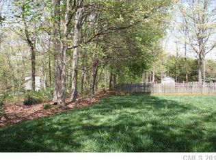 3926 Ayrshire Pl, Charlotte, NC 28210