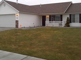 4812 Antigua Dr, Pasco, WA 99301