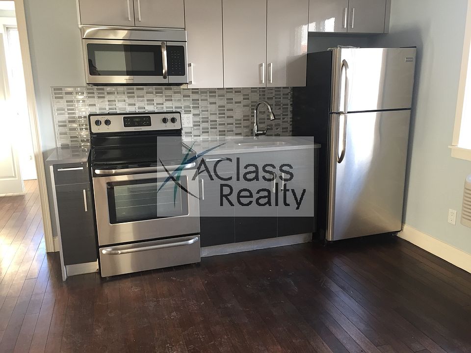 1st image of 3138 47th St #3E