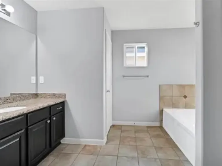 1717 Don Alejandro — Photo 11
