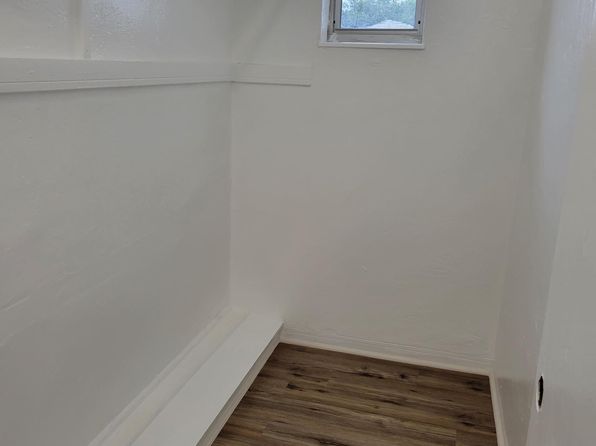 7775 Crespi Blvd #4