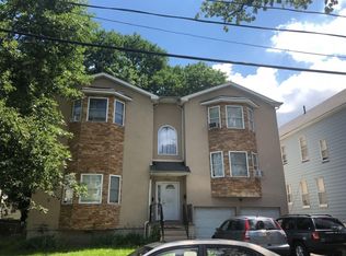 1121 Rivington St, Roselle, NJ 07203