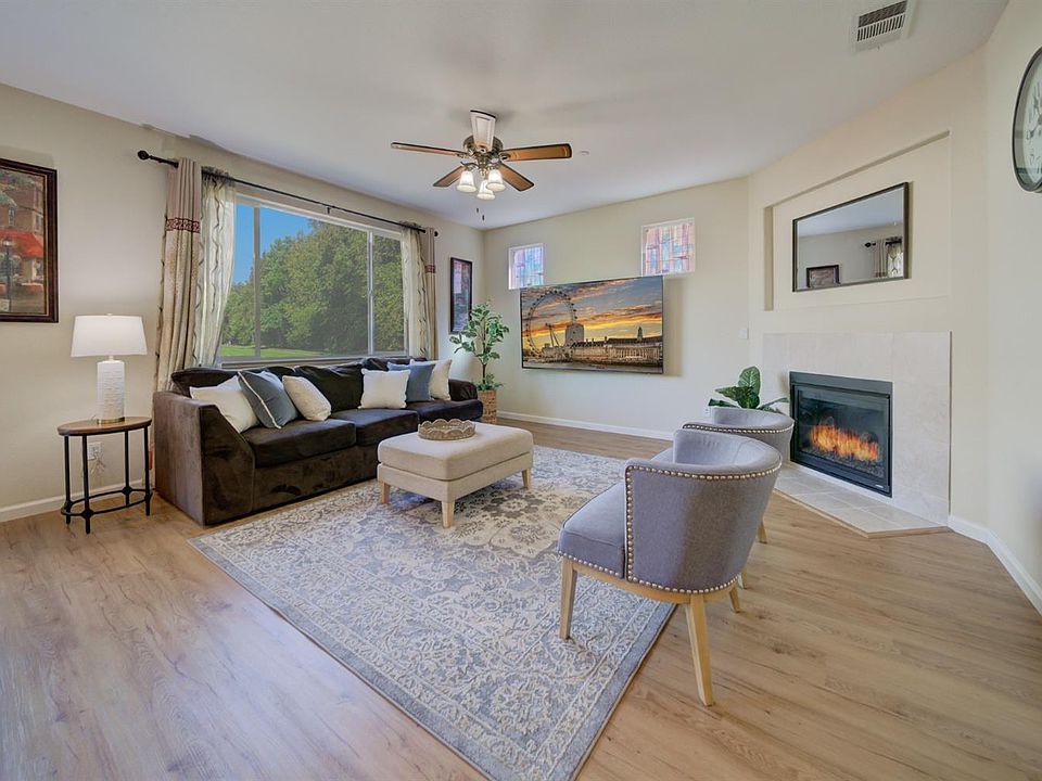 1st image of 4696 Lariat Drive