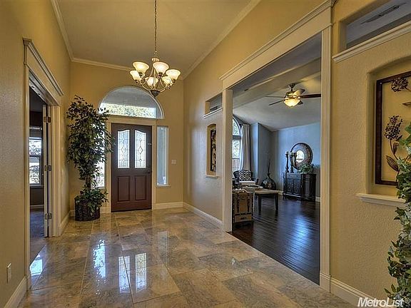 3rd image of 4158 Hensley Cir