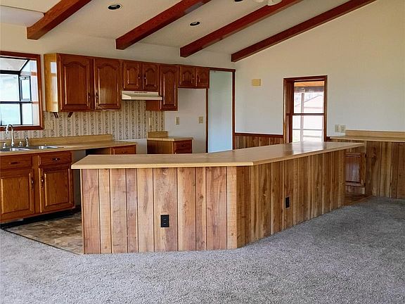 5th image of 161 Westbrook Dr