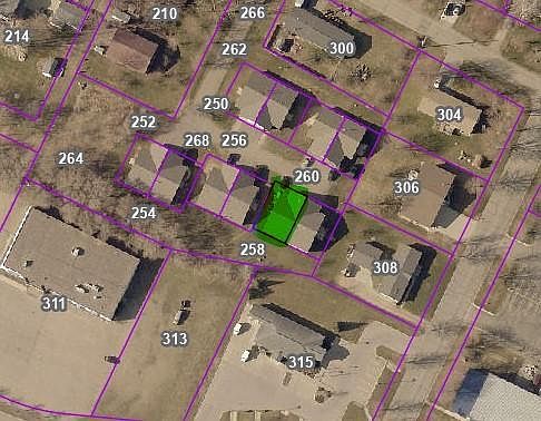 2nd image of 260 1st St SE