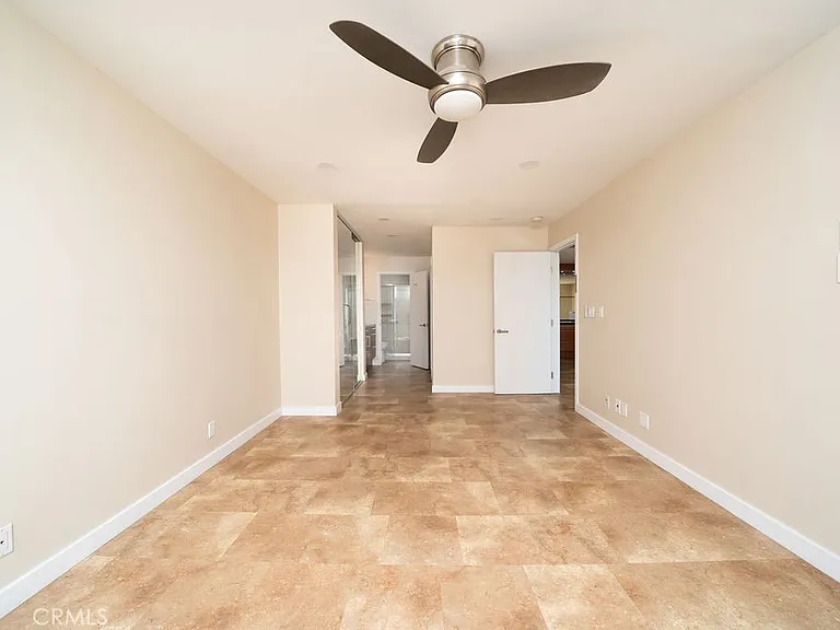 101 Scholz Plz #Penthouse 18 — Photo 33