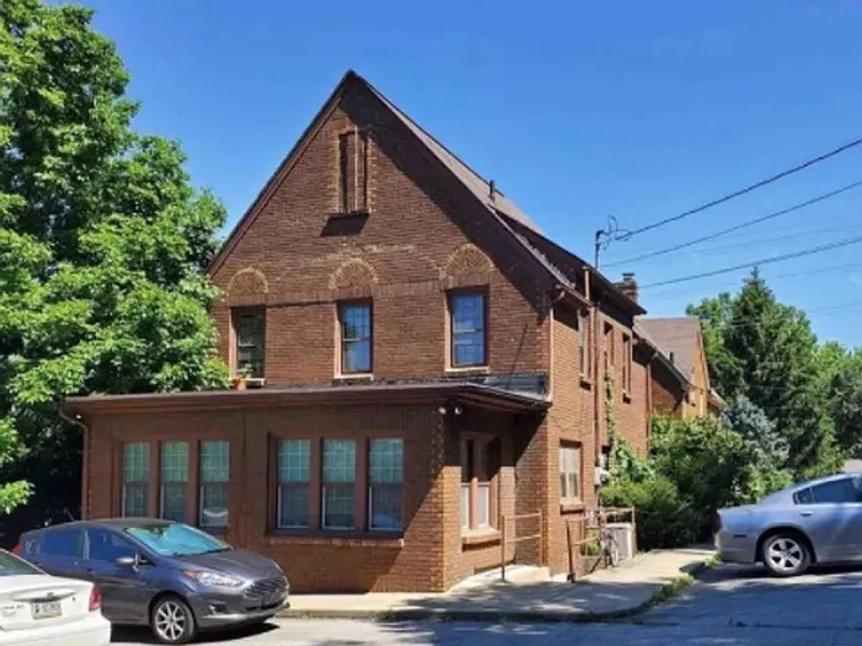 1503 S Walnut St