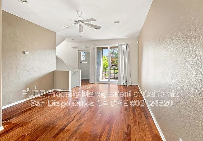 1267 Elfin Forest Rd E — Photo 2