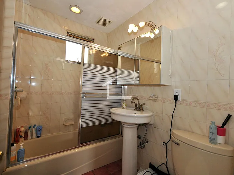 215 Saint Paul St #4 — Photo 5