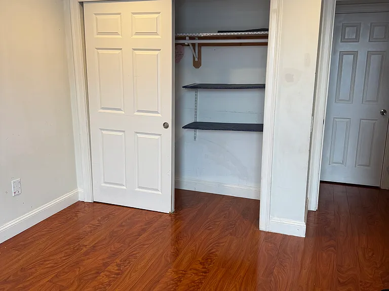 16 Shrewsbury Green Dr #I — Photo 4