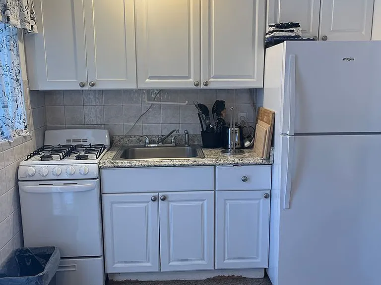 2680 NE Indian River Dr — Photo 13
