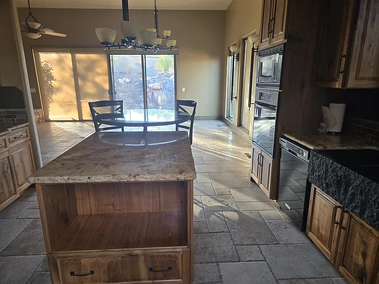 2090 Tuweap Dr #14 — Photo 12