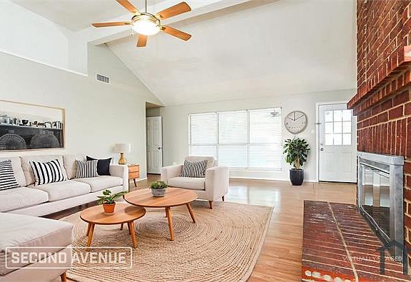 2nd image of 7002 Hawaii Ln