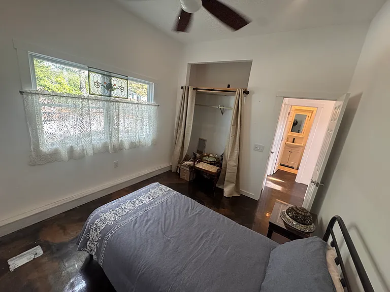 Starlight Dr — Photo 12