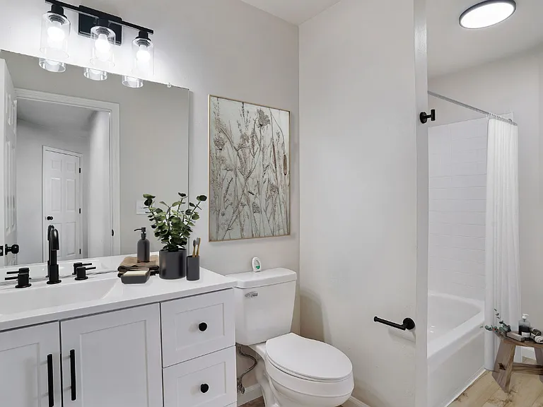 Riverview Townhomes — Photo 3