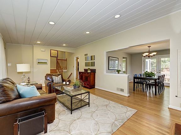 Living/Dining Rooms