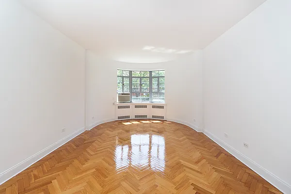 Rented by Siba Management Inc. | media 8