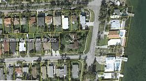 4th image of 10900 N Bayshore Dr