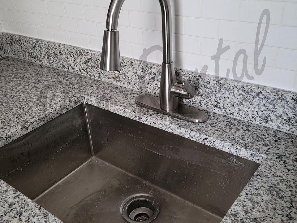 2nd image of 3841 W Augusta Blvd #2