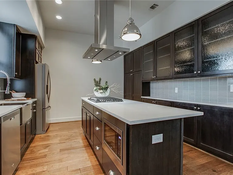 2500 State St #1112 — Photo 18